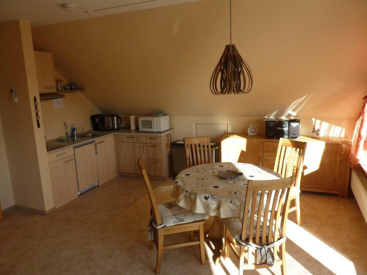 Ferienwohnung Am Stadtrand Von Berlin Neu Buch Екстериор снимка